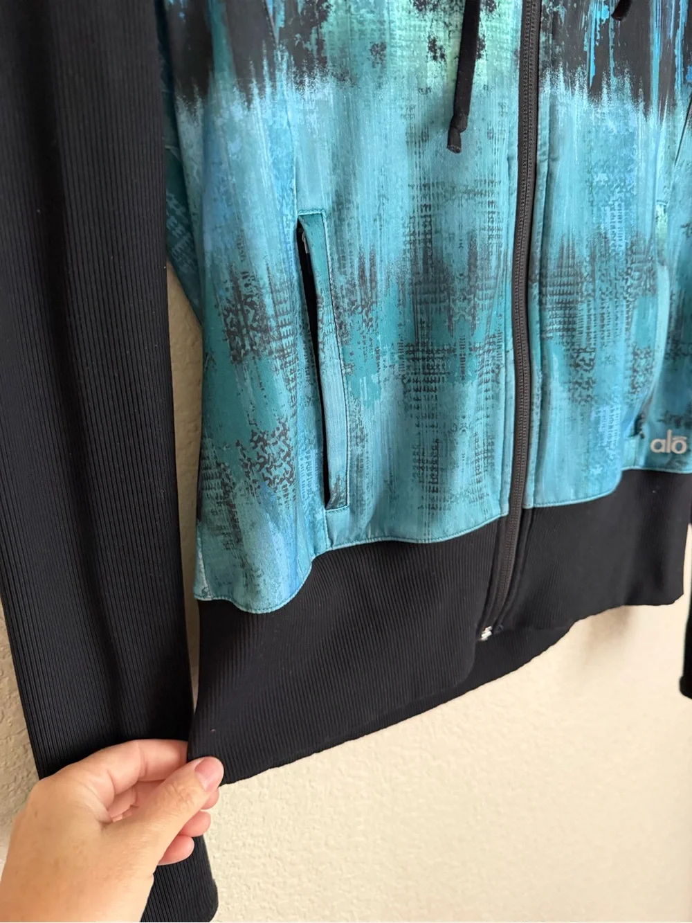 ALO Flow Full Zip Hoodie Jacket Blue-Green Water Color Print S